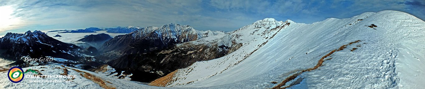 37 La lunga cresta per Cima Grem....jpg